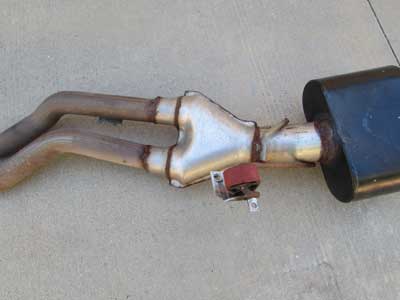 BMW Exhaust System Modified with Flowmaster Muffler and Center Catalytic Converters 18307555350 2006-2008 E85 E86 Z47